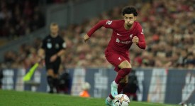 詹俊：曼联投入超2亿仅胜1场，有球员能力问题 更重要的是这套343